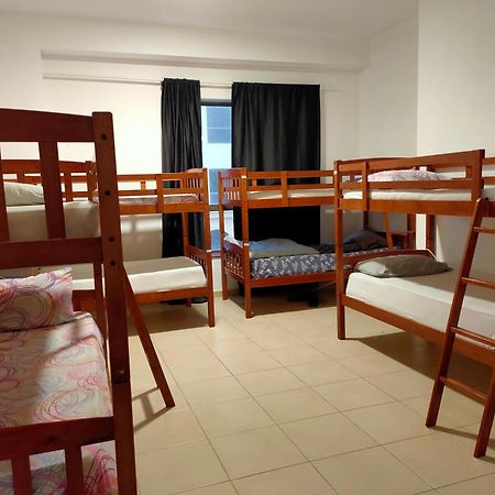 Hostel DXB Backpackers Dubai Exterior foto