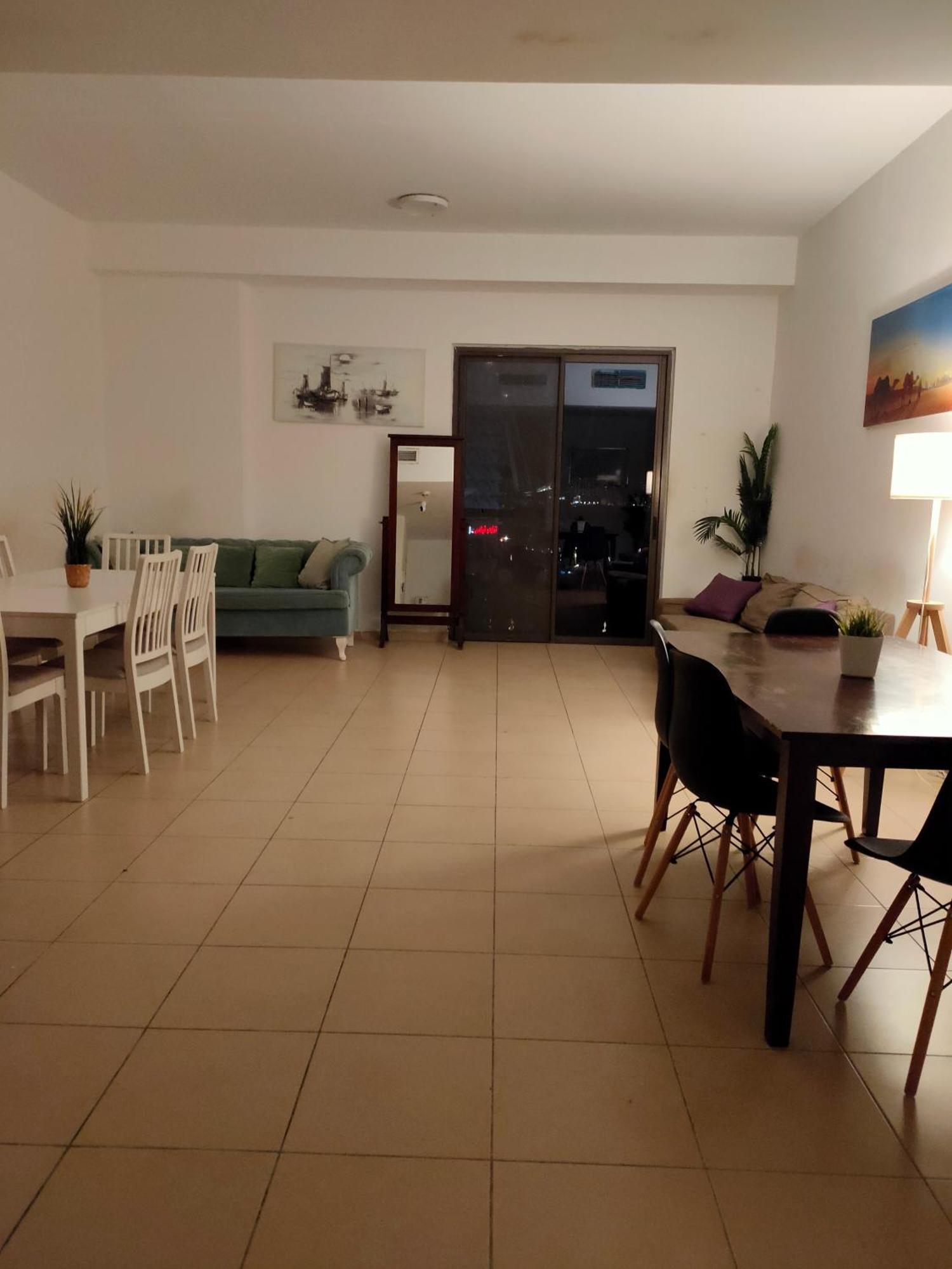 Hostel DXB Backpackers Dubai Exterior foto